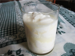 Что можно сделать из литра прокисшего молока