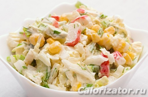 салат из крабовых палочек кукурузы и пекинской капусты