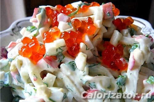 как приготовить салат из море продуктов с яйцом как приготовить салат из море продуктов с яйцом