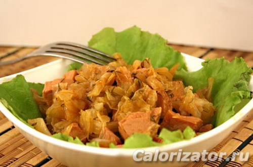 Капуста тушеная с сардельками Капуста тушеная с сардельками