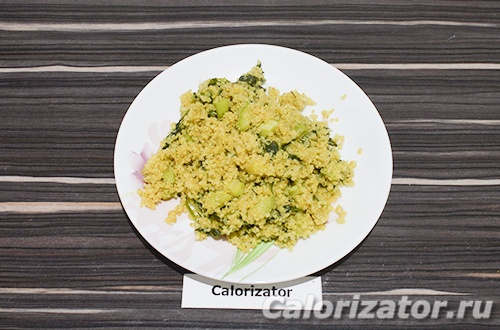 Киноа с кабачком и шпинатом Киноа с кабачком и шпинатом