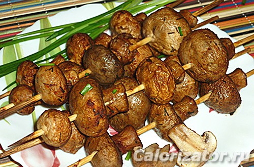 Шашлык грибной на шпажках Шашлык грибной на шпажках