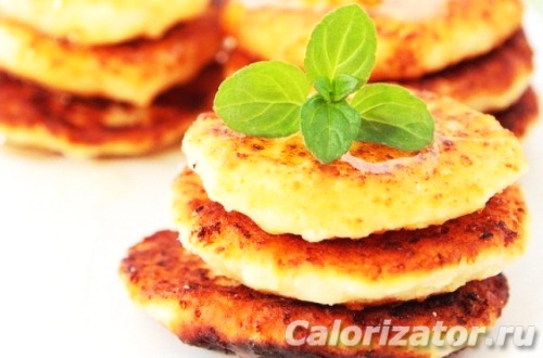 Сырники с яблоком Сырники с яблоком