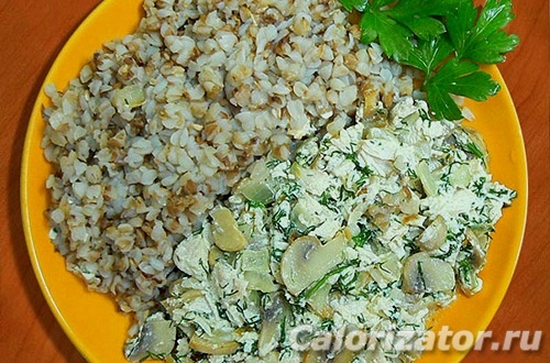 Гречка с курино-грибной заправкой Гречка с курино-грибной заправкой