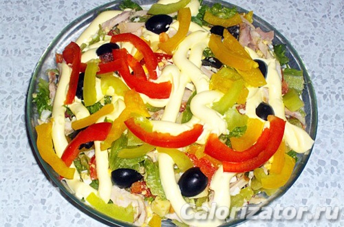 Салат с копченым мясом и овощами Салат с копченым мясом и овощами