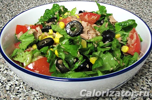Салат с тунцом и кукурузой Салат с тунцом и кукурузой