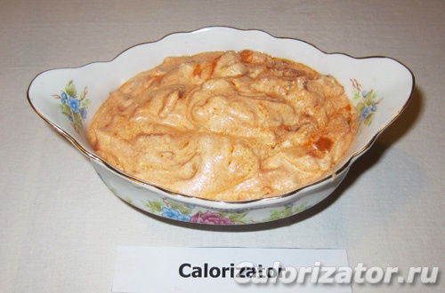 Сметанный соус с томатом и луком Сметанный соус с томатом и луком