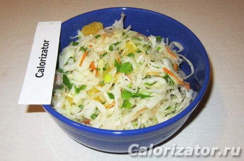 Салат из квашеной капусты с апельсином Салат из квашеной капусты с апельсином