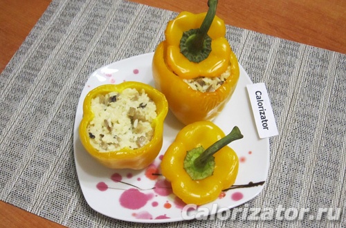 Перцы фаршированные грибами и рисом Перцы фаршированные грибами и рисом