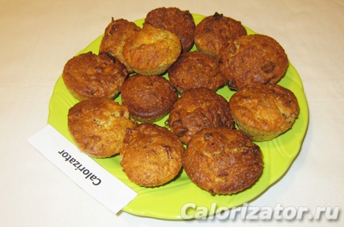 Маффины с курагой, фундуком и морковью Маффины с курагой, фундуком и морковью