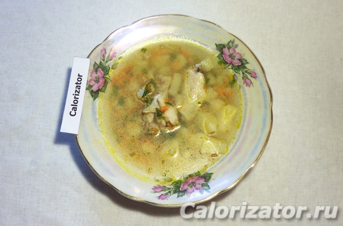 Картофельный суп с куриными крылышками Картофельный суп с куриными крылышками