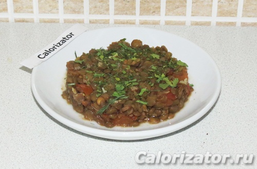 Чечевица с чесноком и помидором Чечевица с чесноком и помидором
