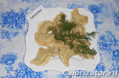 Вареники с куриным фаршем и зеленью Вареники с куриным фаршем и зеленью