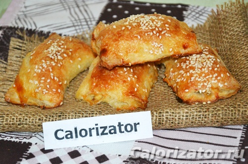 Слойки с мясной начинкой Слойки с мясной начинкой
