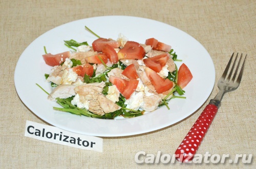 Салат овощной с куриным филе Салат овощной с куриным филе