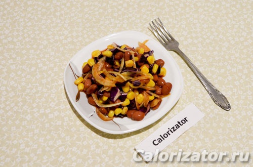 Салат с маринованным луком Салат с маринованным луком