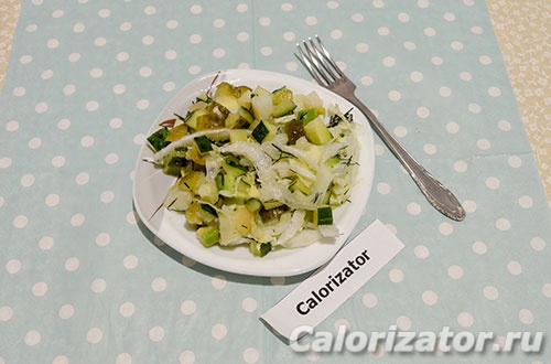 Салат с картошкой и огурцами Салат с картошкой и огурцами