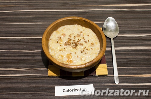 Овсянка с бананом и изюмом Овсянка с бананом и изюмом