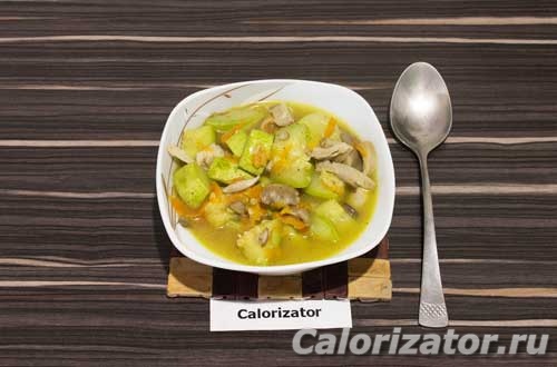 Кабачки тушеные с вешенками Кабачки тушеные с вешенками