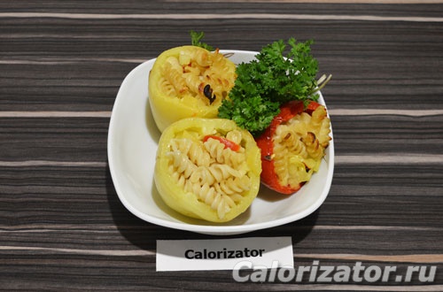 Перцы фаршированные макаронами Перцы фаршированные макаронами
