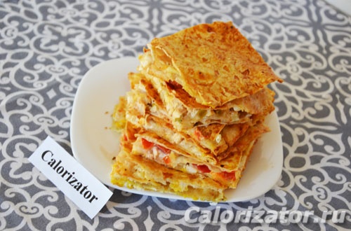Пирог из лаваша с сыром и курицей Пирог из лаваша с сыром и курицей