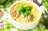 Сырный суп с фрикадельками Сырный суп с фрикадельками