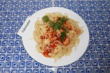 Спагетти с курицей и томатным соусом Спагетти с курицей и томатным соусом