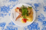 Курица с картофелем в духовке Курица с картофелем в духовке