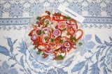 Салат с фасолью и курицей Салат с фасолью и курицей